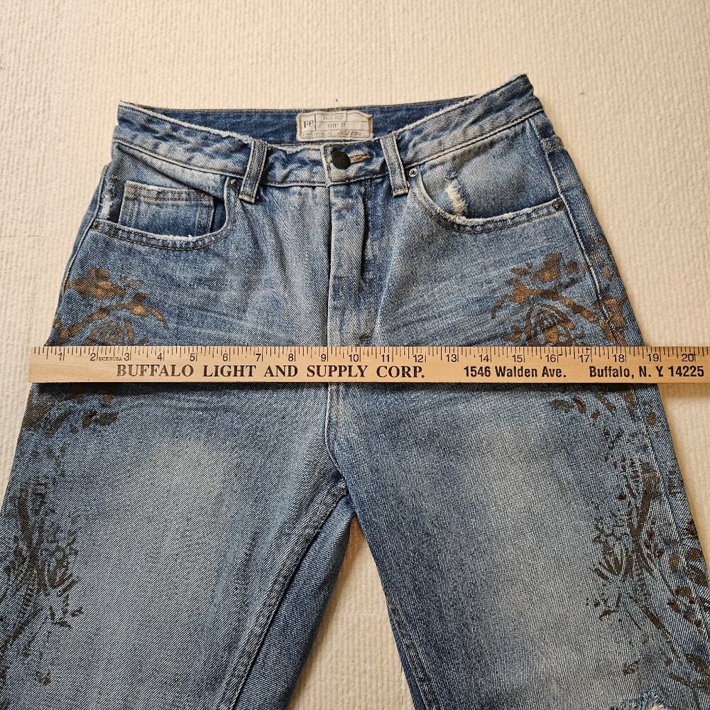Free People Paint Stencil Distressed Jeans - size 27 - Picture 3 of 7